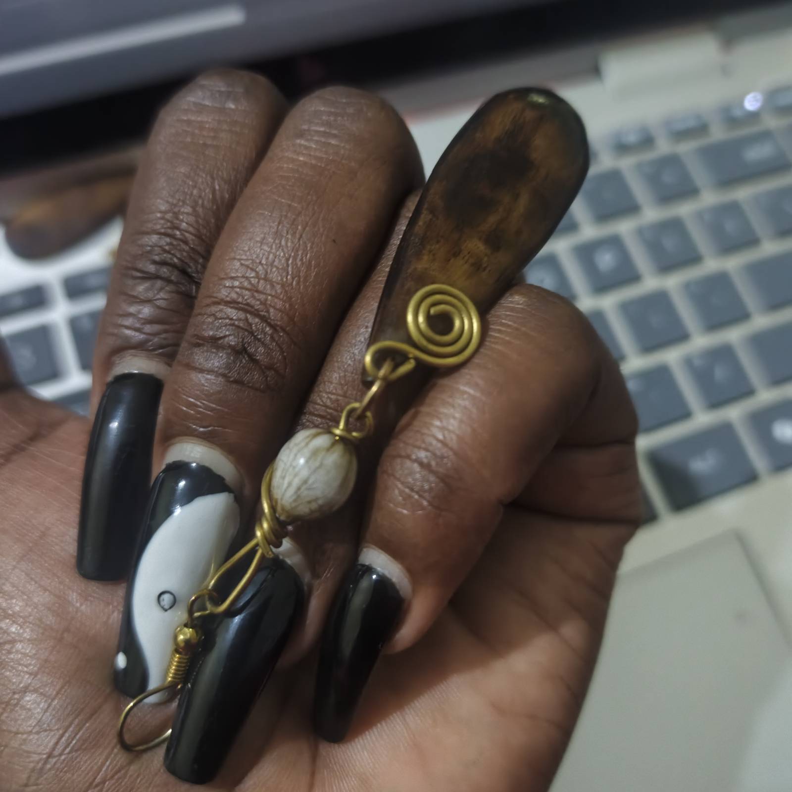 Asili Aura: Earthdrop Earrings 4