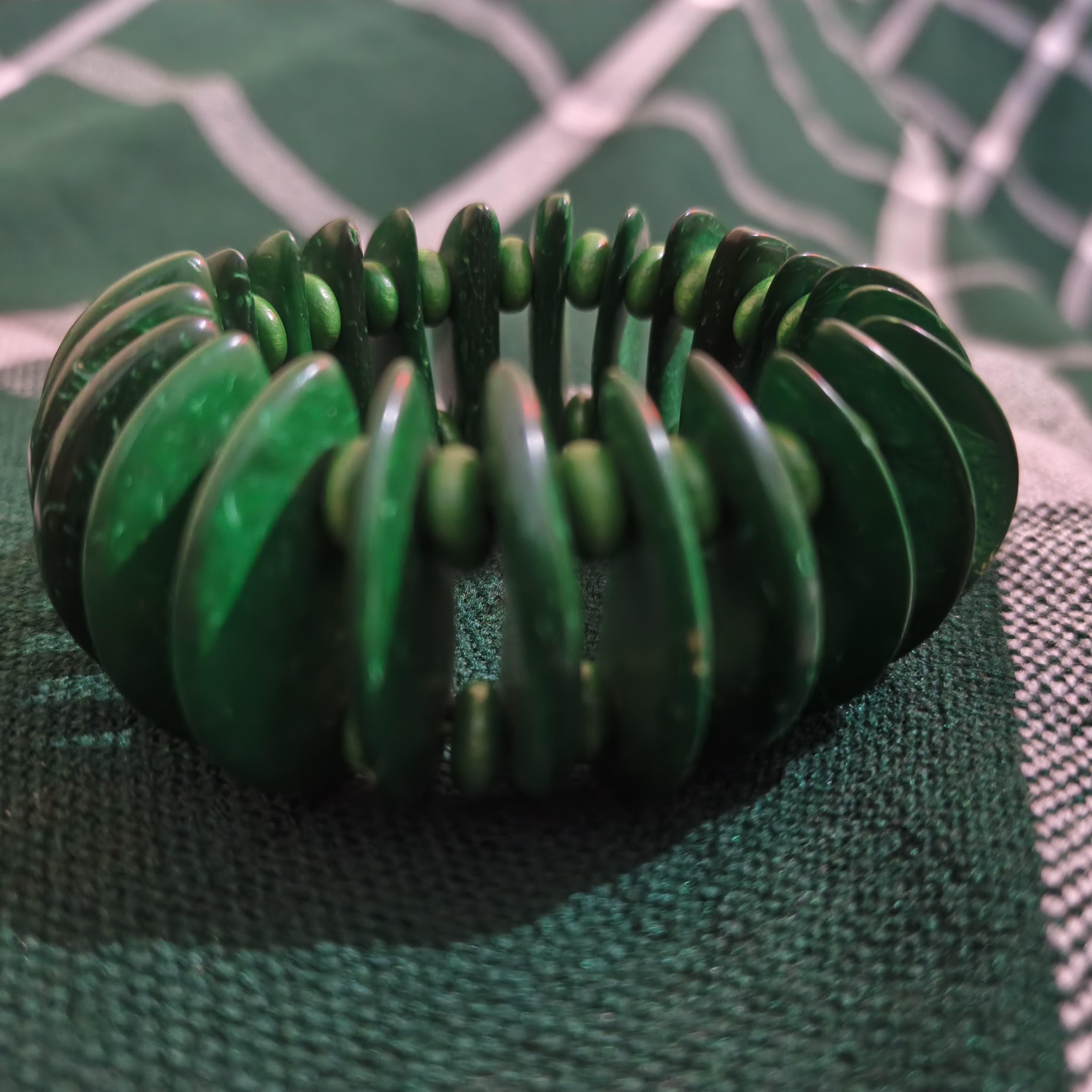 Green Wooden Disc Stretch Bracelet